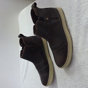 L.L. Bean Mountainside Ankle Zip Boots Leather Water Resistant Womens Size 6.5